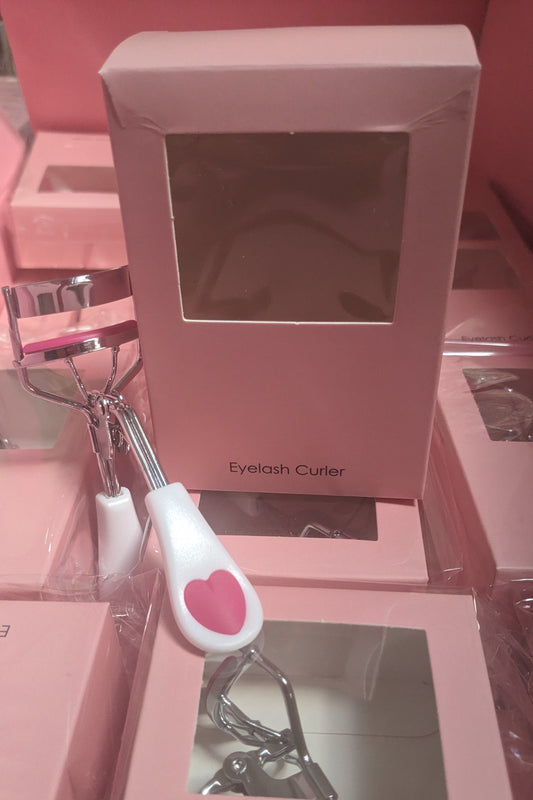 Pink Heart Eye Lash Curler